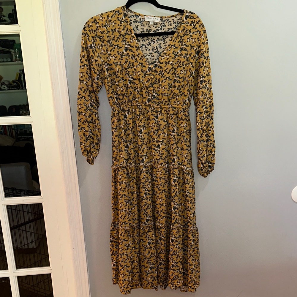 Chic Mustard Floral Long Sleeve Dress